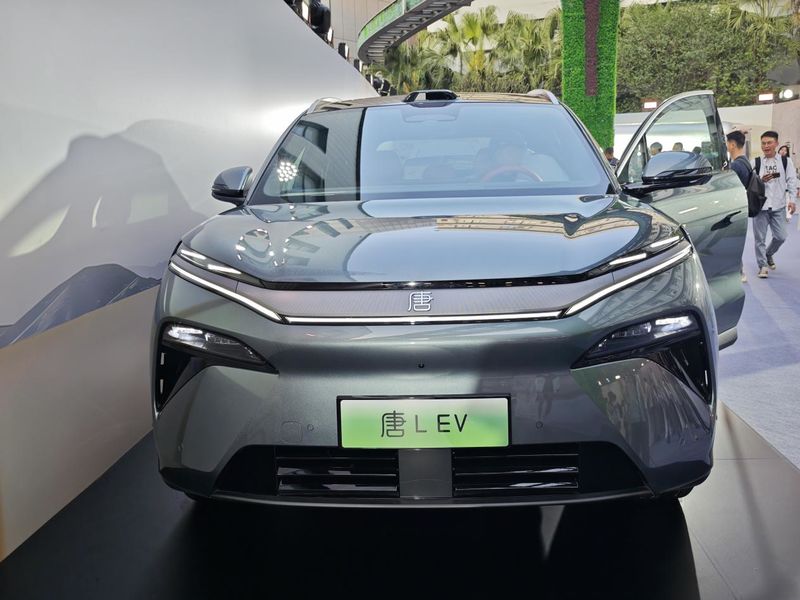汉L唐L上市比亚迪在20万级市场投下“深水炸弹”(图8)