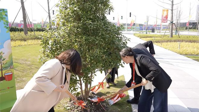 国际PANDASHORTS微短剧上海出海基地揭牌成立(图5)