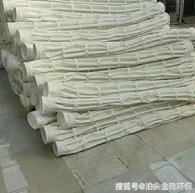 褶皱除尘布袋凹凸式折叠除尘布袋：新型环保技术引领工业革新(图1)