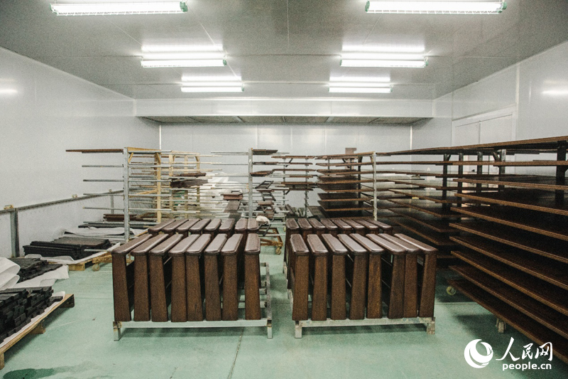 江西南康：家具“油改水”破局产业绿色升级(图2)