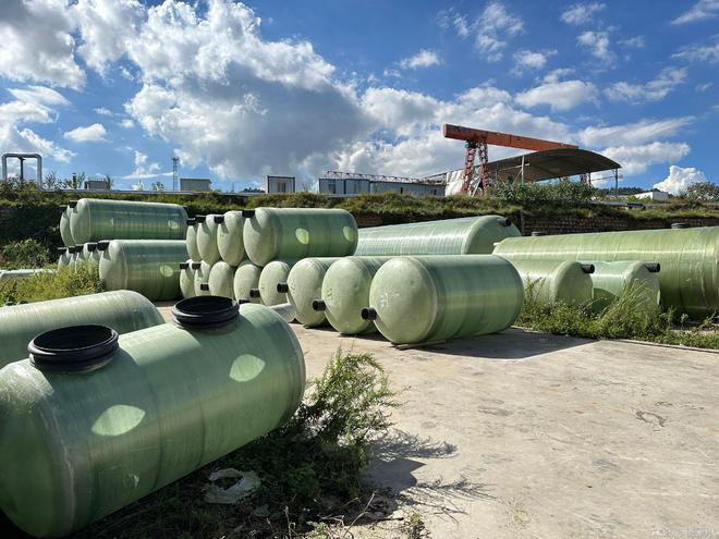 云南京亨环保科技专注20立方玻璃钢化粪池化粪池处理技术领先(图3)